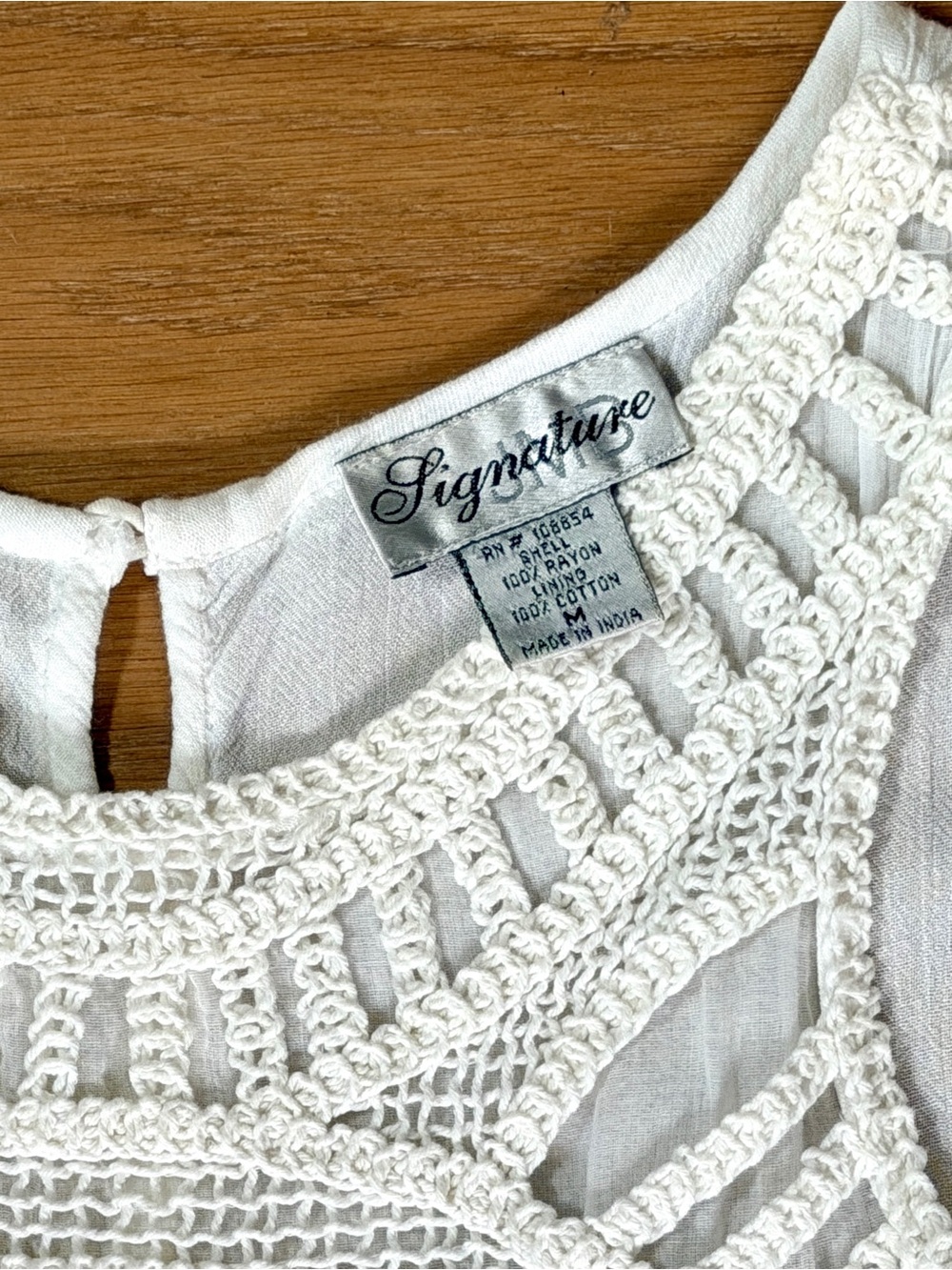 JMB Signature Boho Mini Dress White Crochet Yoke Tiered Crinkle Rayon Women's M - Picture 4 of 6